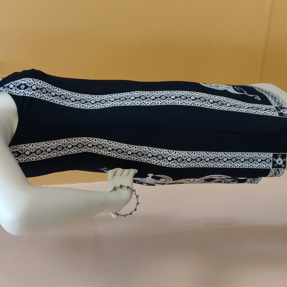 Sandra Darren Sleeveless Black & Beige Knee Length Dress - Picture 5 of 9